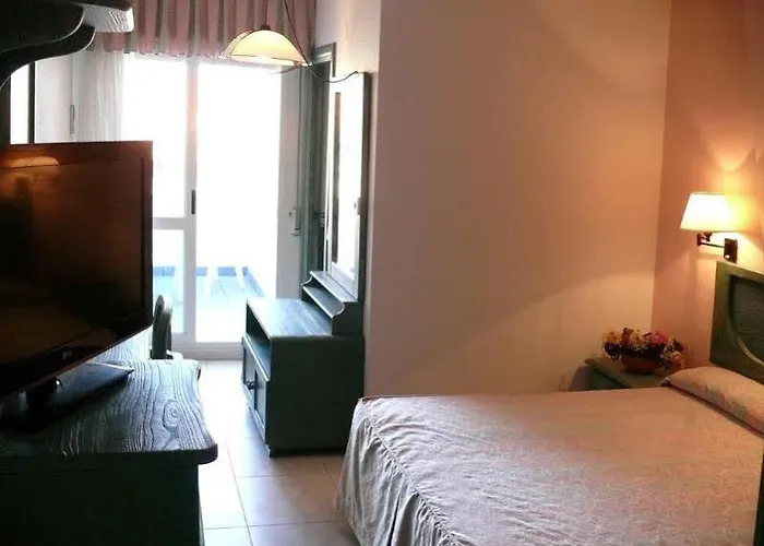 ホテル Torre Cristina 2*