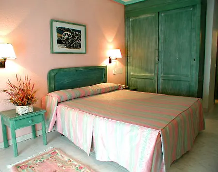 מלון Torre Cristina 2*